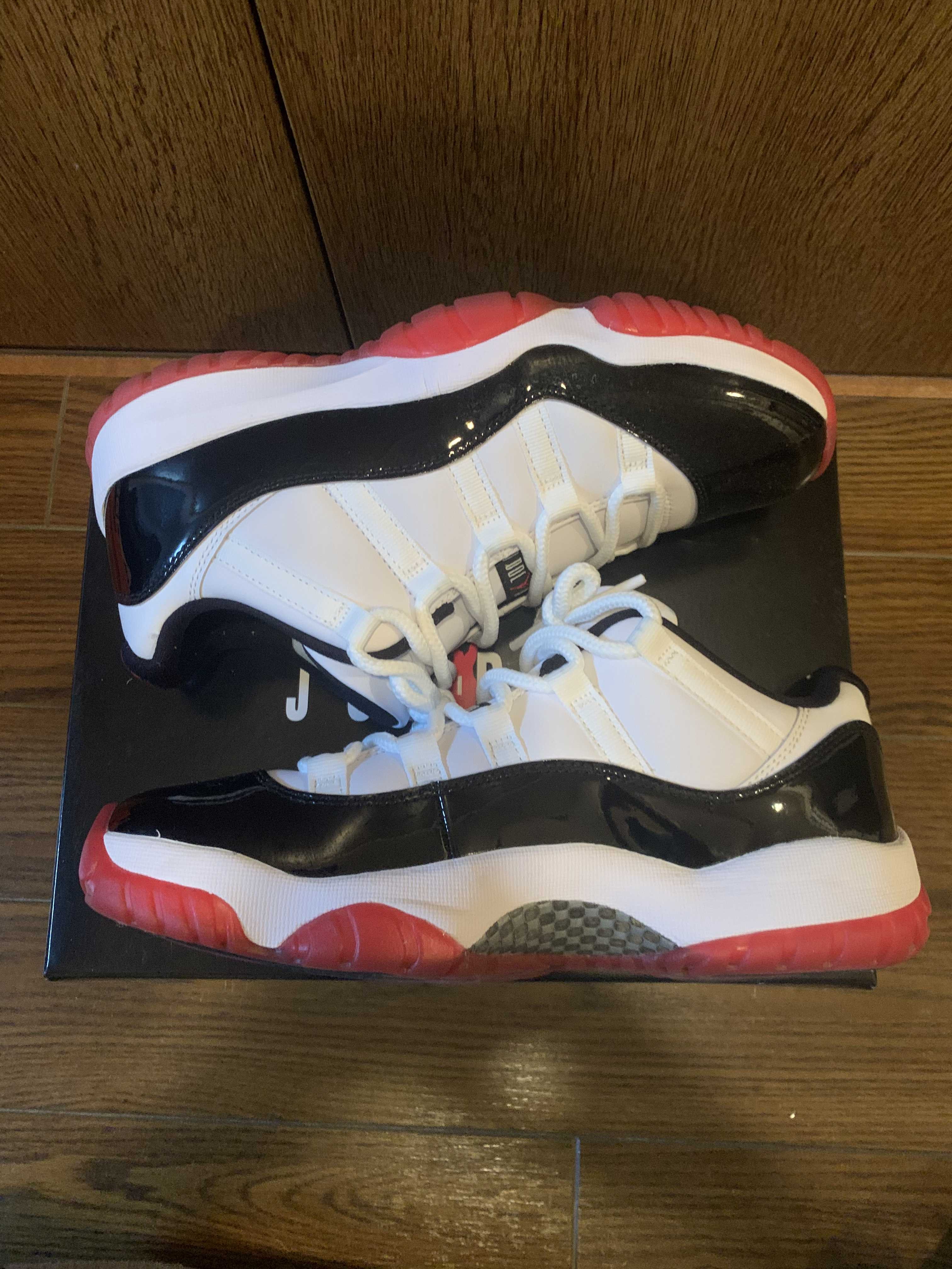 Nike Air Jordan 11 Low "Gym Red"