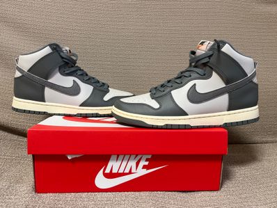 Nike Dunk High Retro SE Vintage "Light Bone and Tumbled Grey"