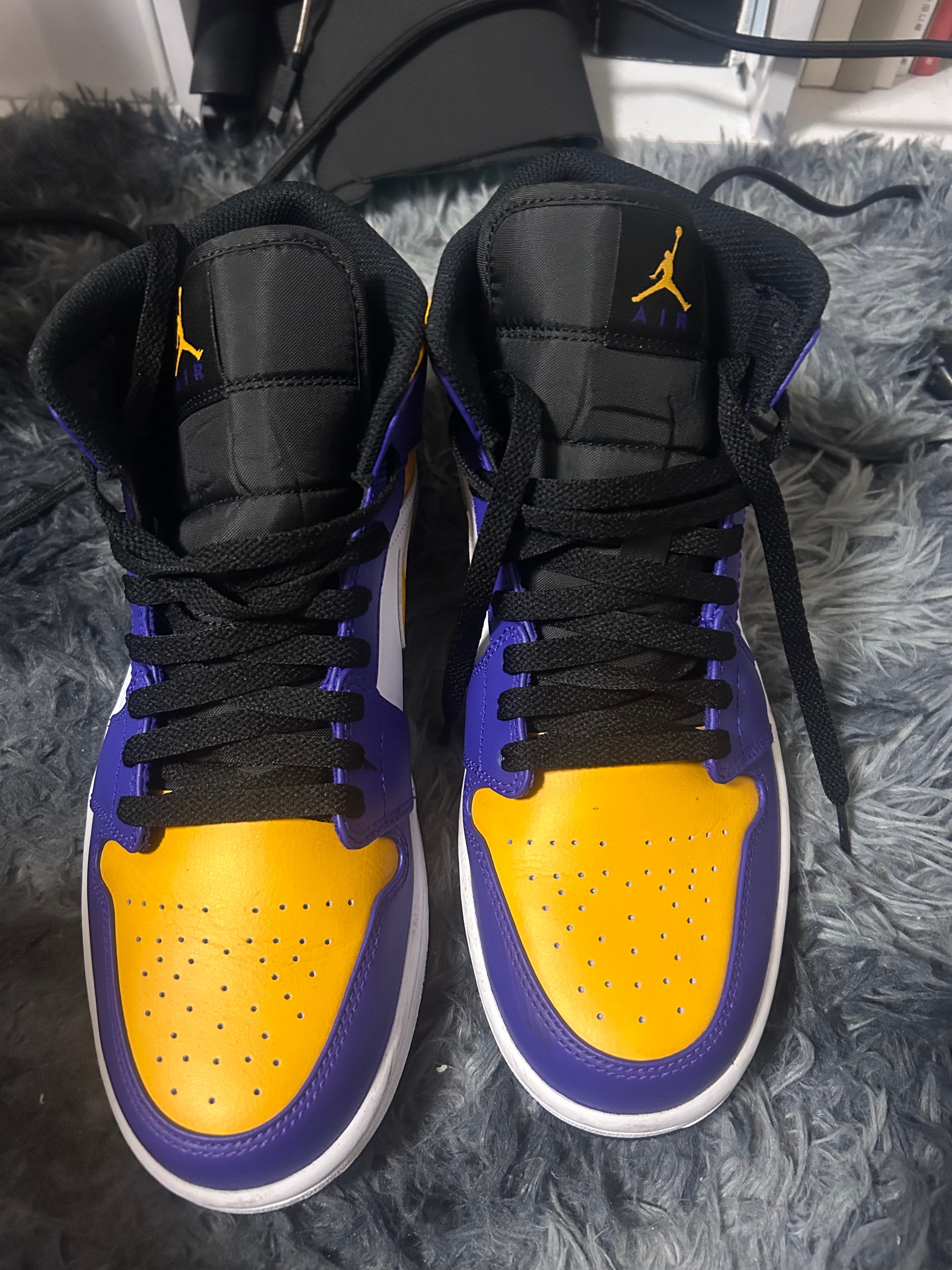 Nike Air Jordan 1 Mid "Lakers"
