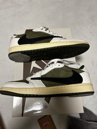 Travis Scott × Nike Air Jordan 1 Low OG SP "Reverse Olive"