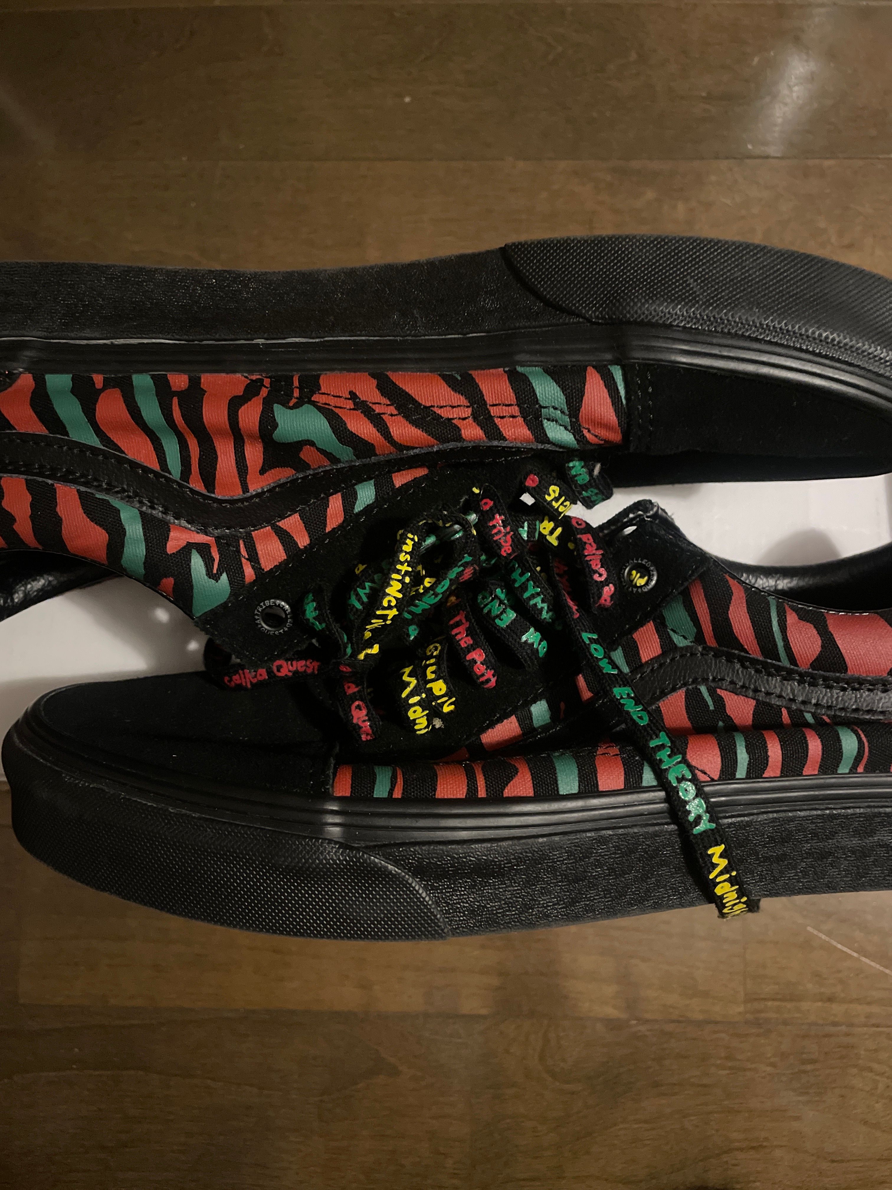 Vans Old Skool A Tribe Called Quest "Black/Red"
