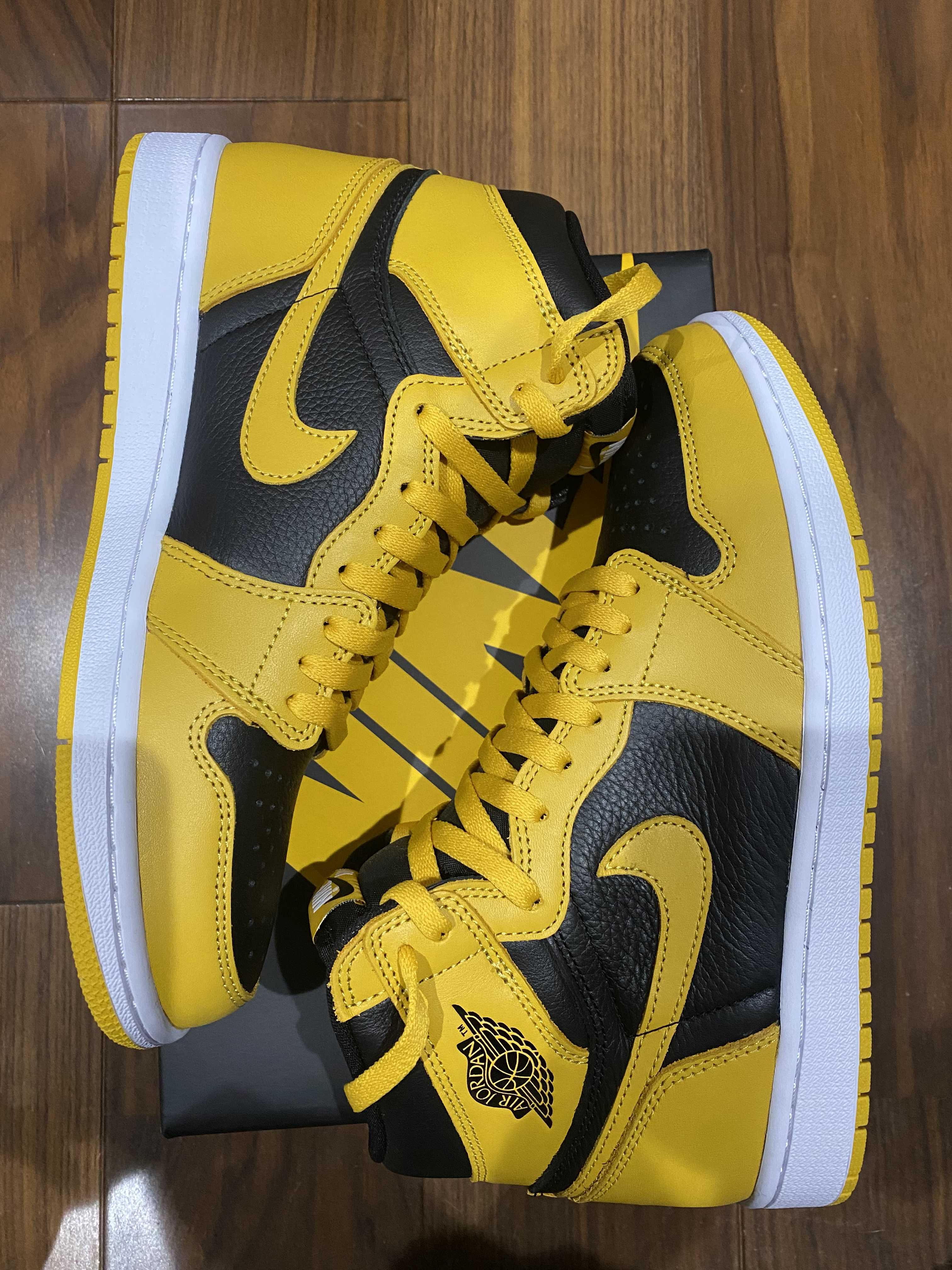 Nike Air Jordan 1 High OG "Pollen" 