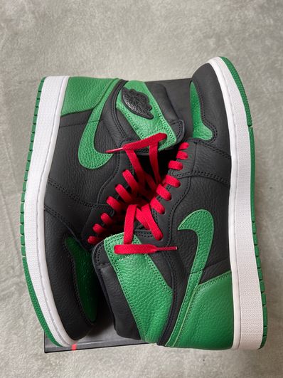 Nike Air Jordan 1 Retro High OG "Black/Pine Green" (2020)