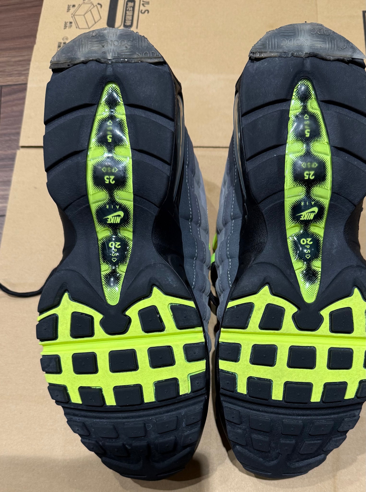 Nike Women's Air Max 95 Big Bubble "Neon Yellow" (2026)