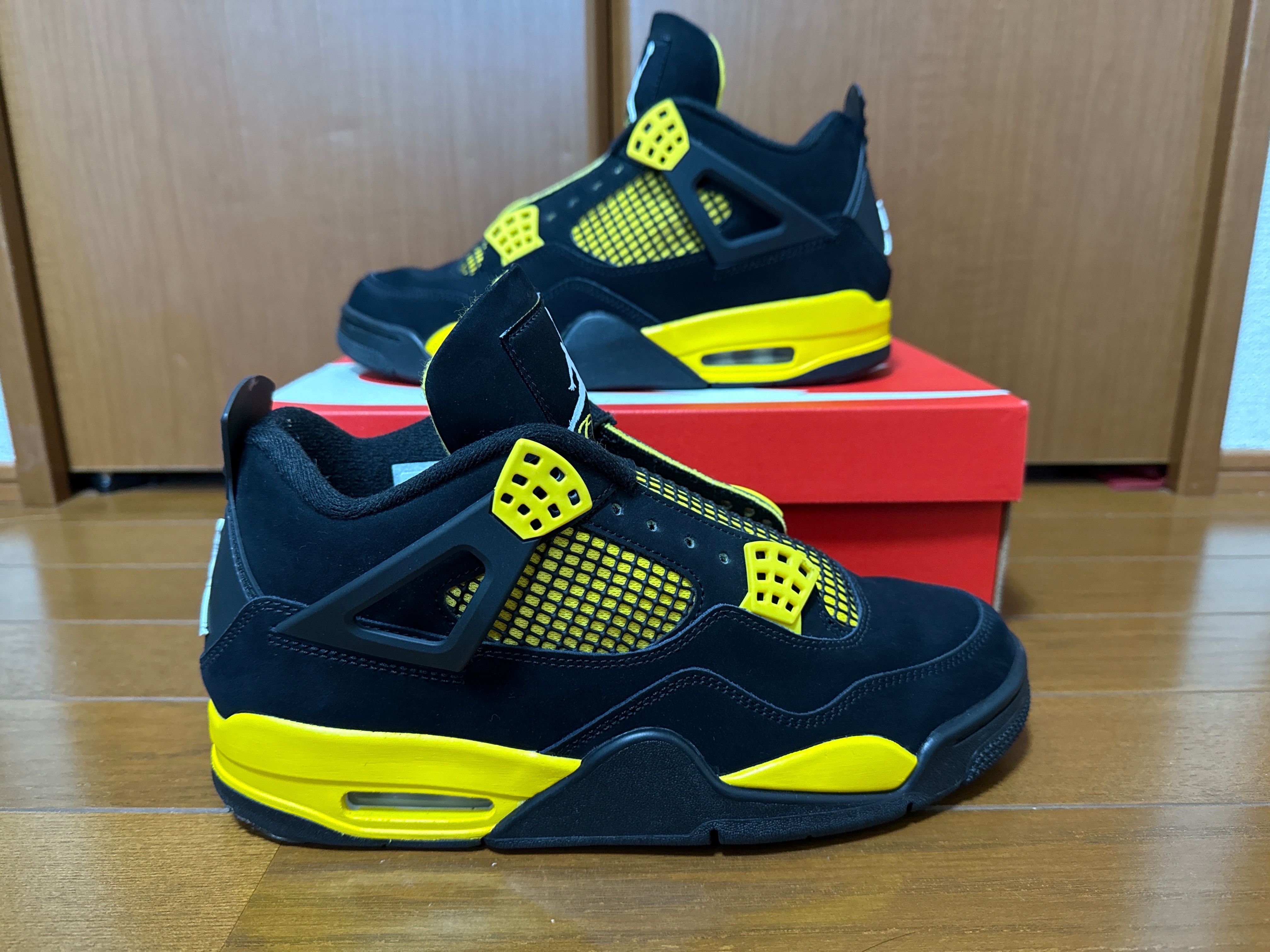 Nike Air Jordan 4 Retro "Thunder"(2023)