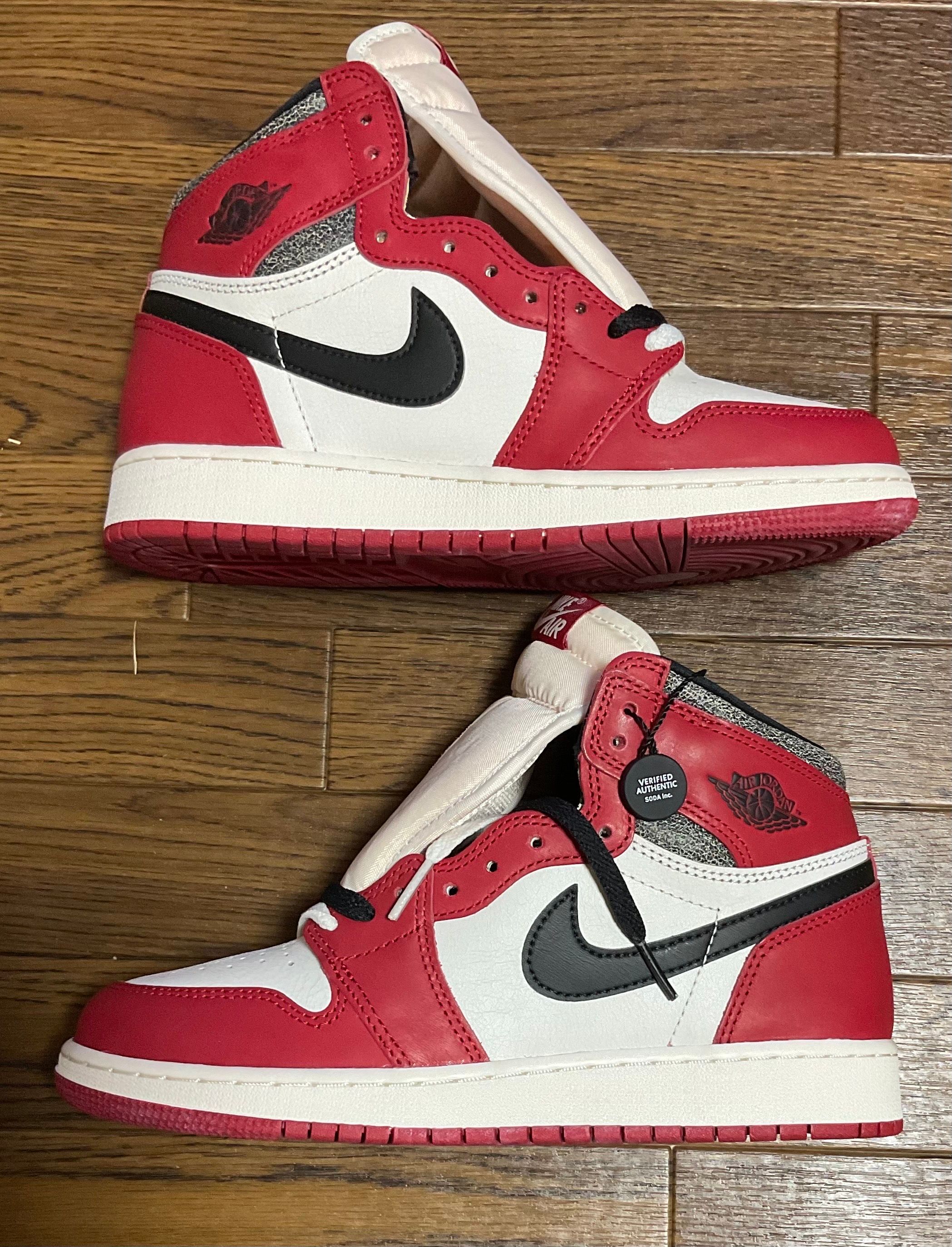 Nike GS Air Jordan 1 High OG "Lost & Found/Chicago"