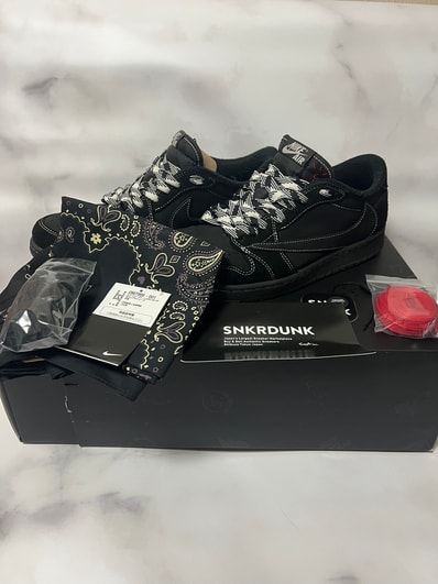 Travis Scott × Nike Air Jordan 1 Low OG SP "Black Phantom"