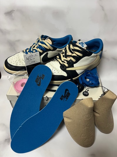 Travis Scott × fragment design × Nike Air Jordan 1 Low OG SP "Military Blue"