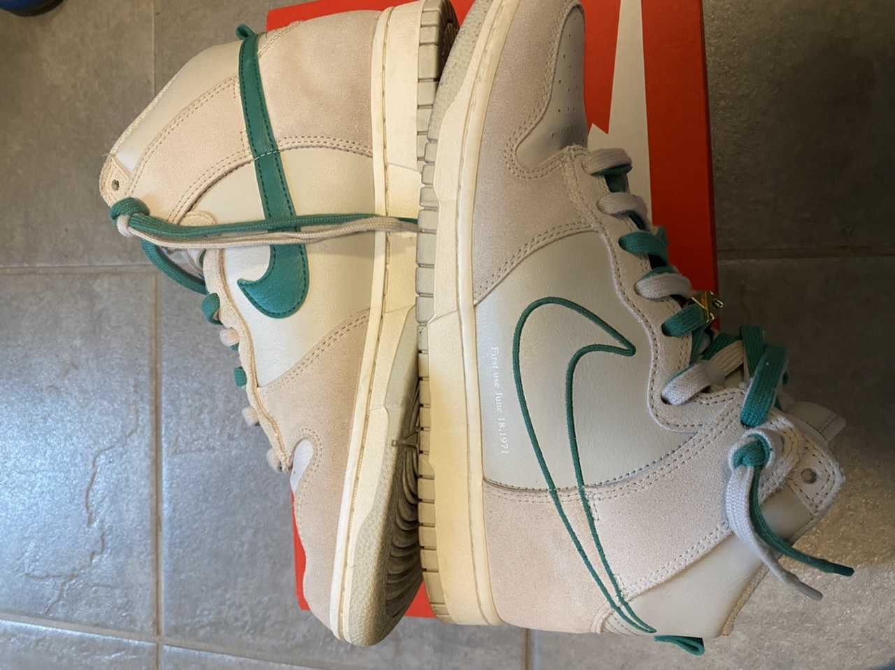 Nike Dunk High SE First Use "Light Bone/Green Noise"