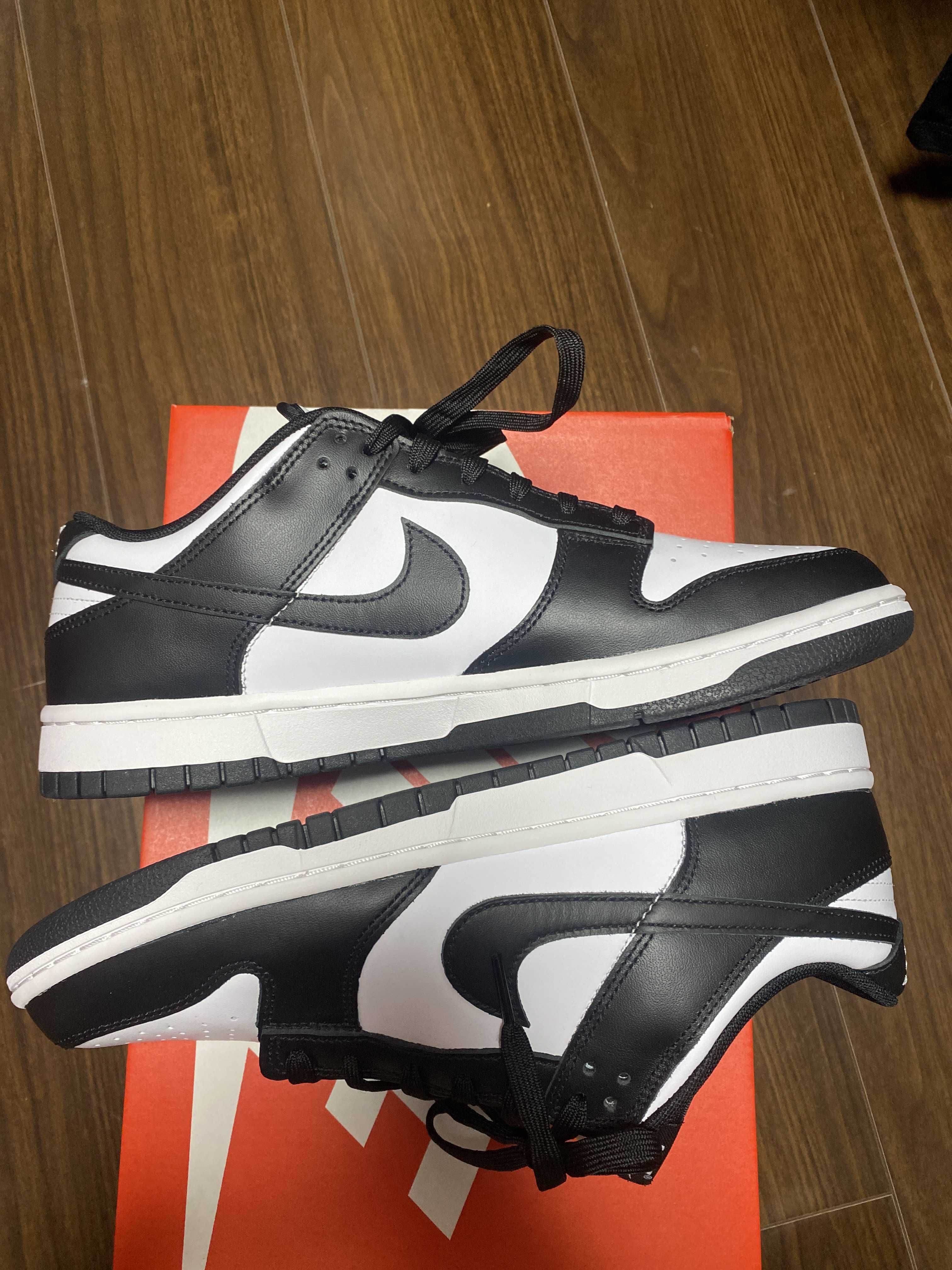 Nike Dunk Low Retro "Panda/White/Black"