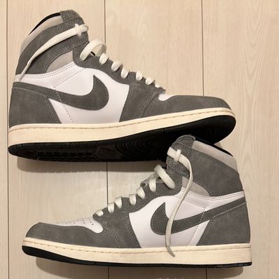 Nike Air Jordan 1 Retro High OG "Black and Smoke Grey"