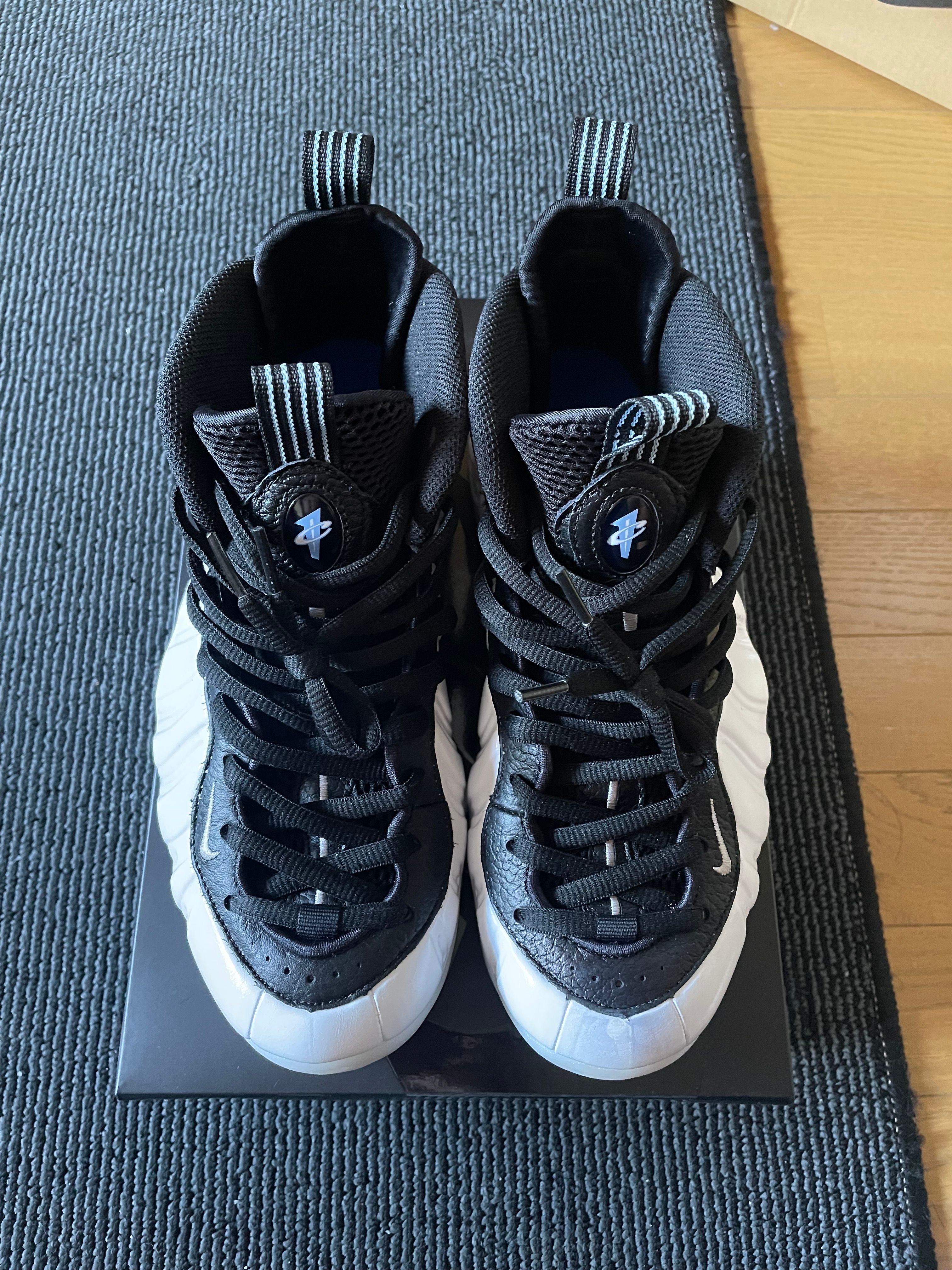 Nike Air Foamposite One "White and Black"