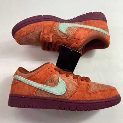 Nike SB Dunk Low Pro PRM "Mystic Red and Rosewood"