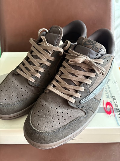 Travis Scott × Nike Air Jordan 1 Low OG SP "Velvet Brown and Dark Mocha"