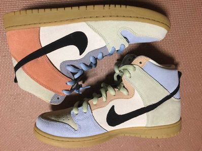 Nike SB Dunk High "Easter Spectrum"