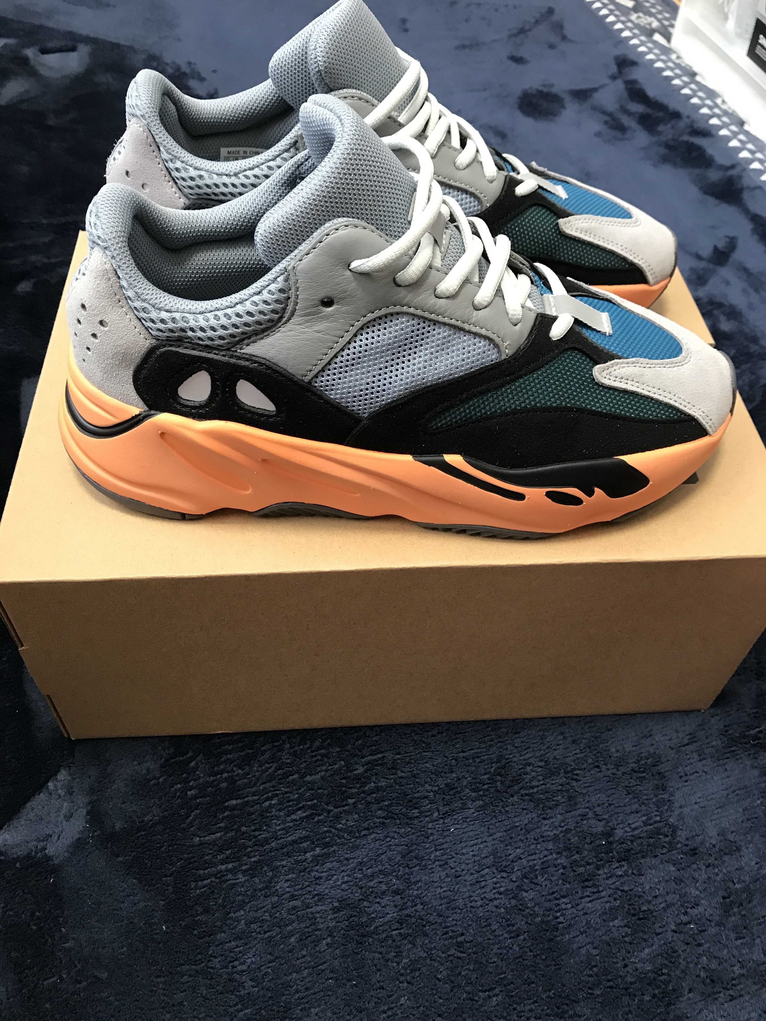 adidas YEEZY Boost 700 "Wash Orange"