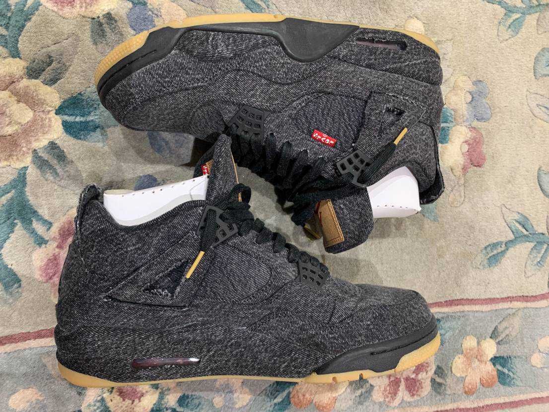 Nike × Levi's Air Jordan 4 "Black Denim" (Tag: LEVIS®)