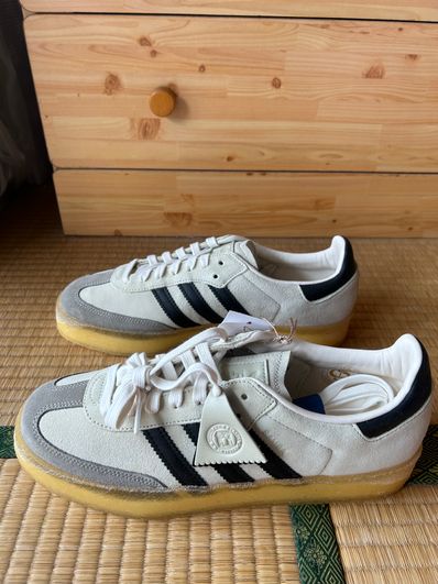 KITH Ronnie Fieg × Clarks × adidas 8Th Street Samba KITHmas "Core Black"