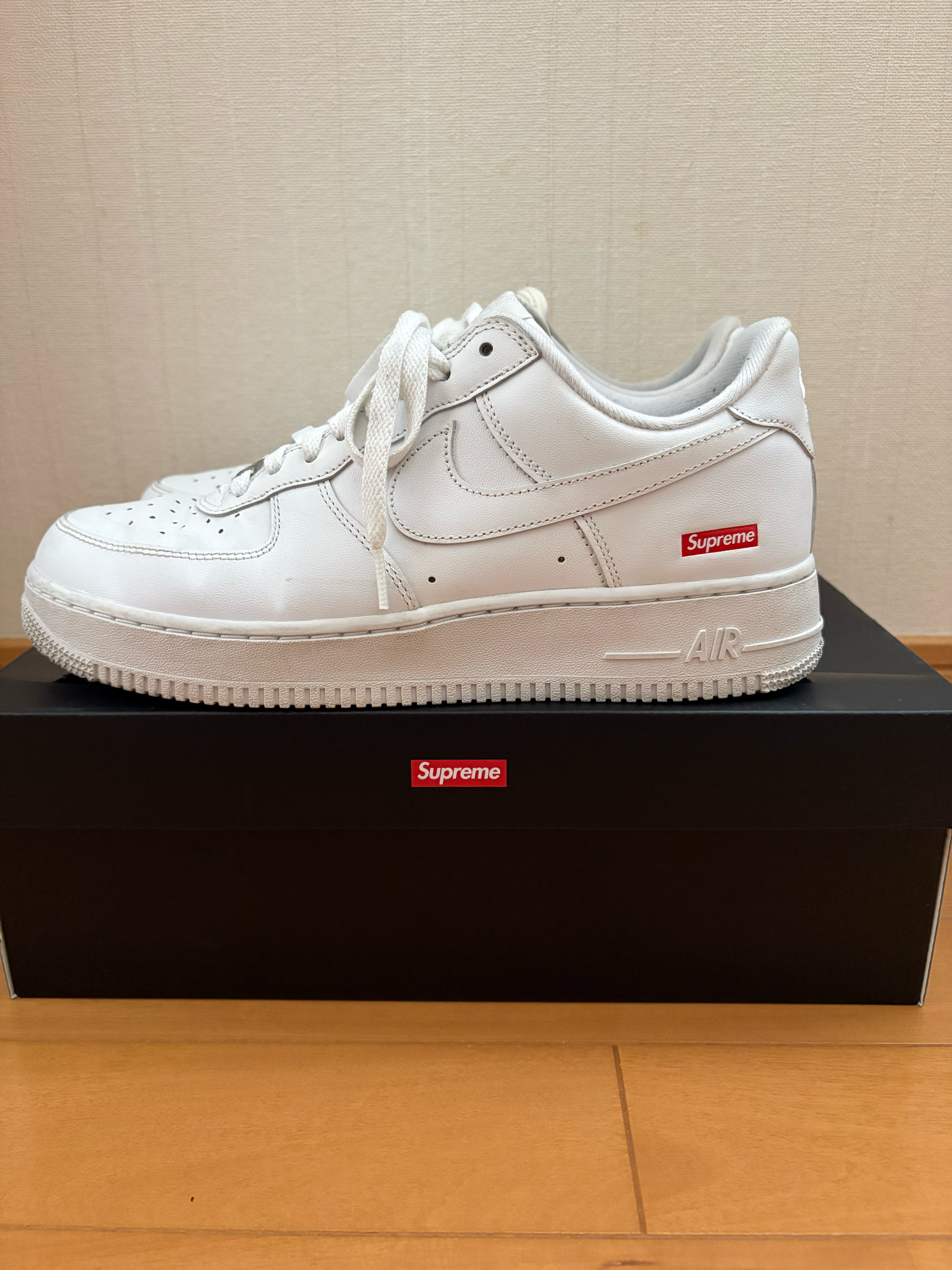 Supreme × Nike Air Force 1 Low "White"