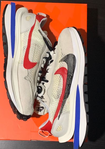 sacai × Nike Vapor Waffle "Royal Fuchsia"