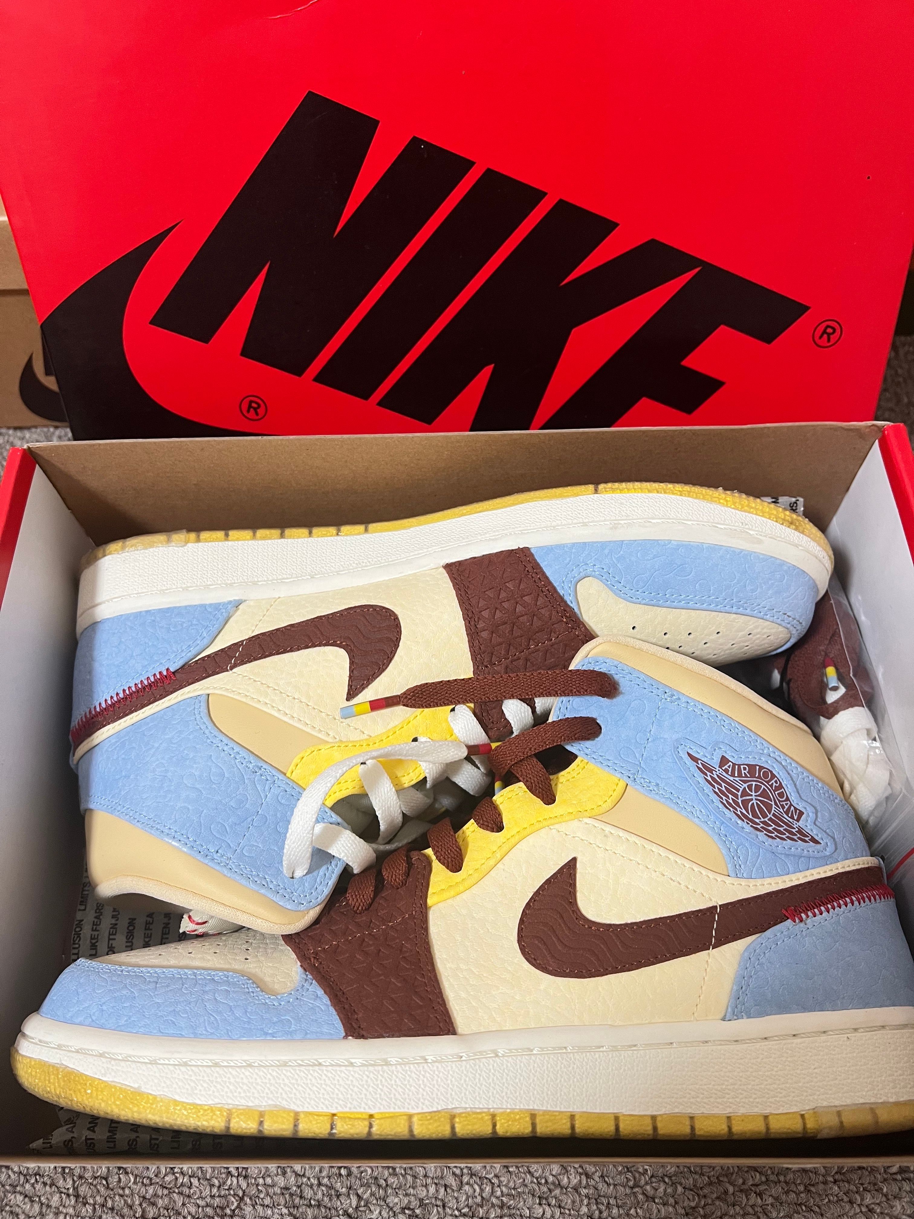 MAISON CHATEAU ROUGE × NIKE AIR JORDAN 1 MID SE "WHITE/LIGHT BLUE"