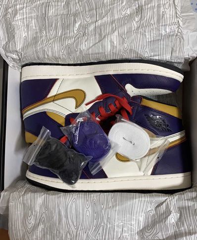 Nike SB × Air Jordan 1 Retro High "La To Chicago"