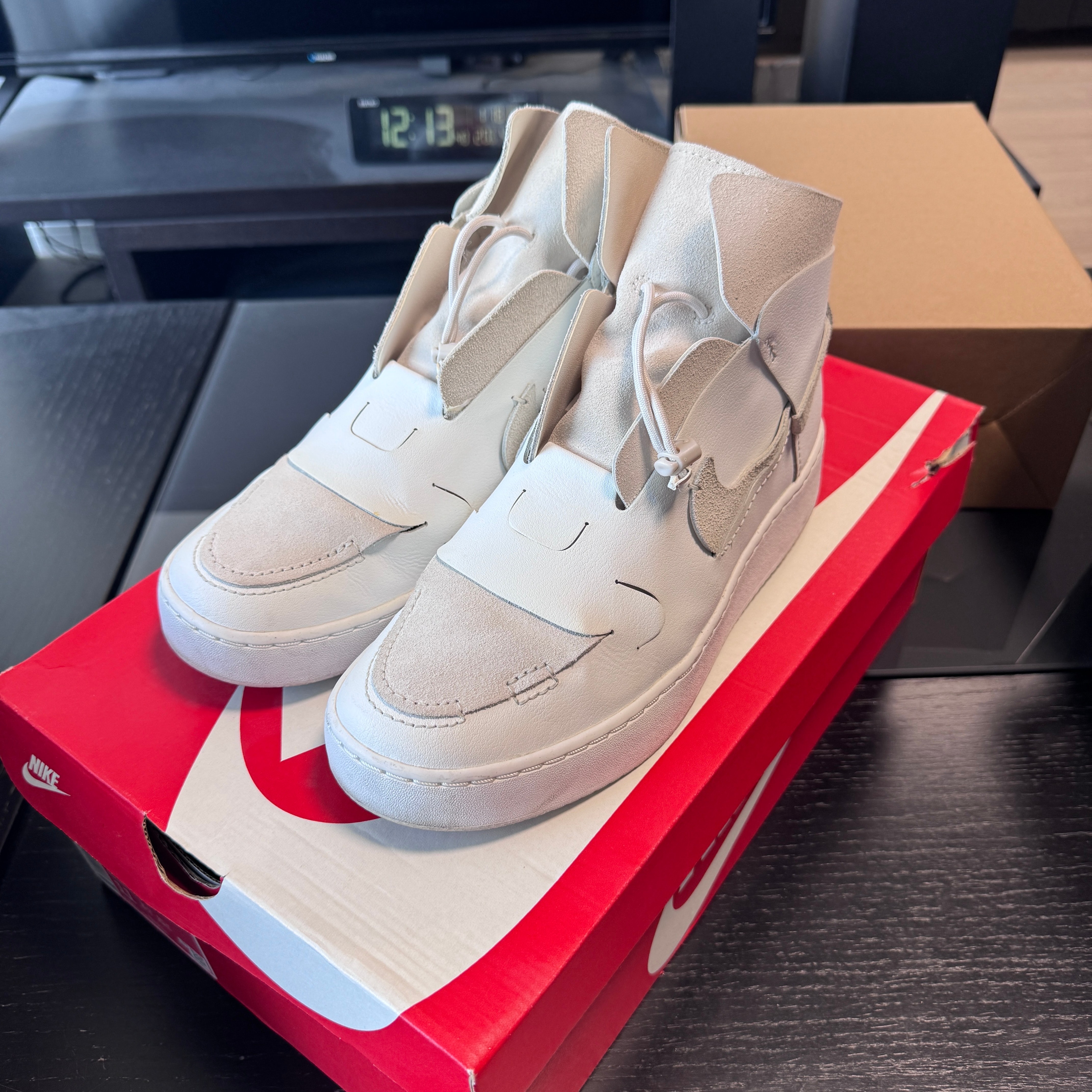 ナイキ ウィメンズ ヴァンダライズ LX "ホワイト"