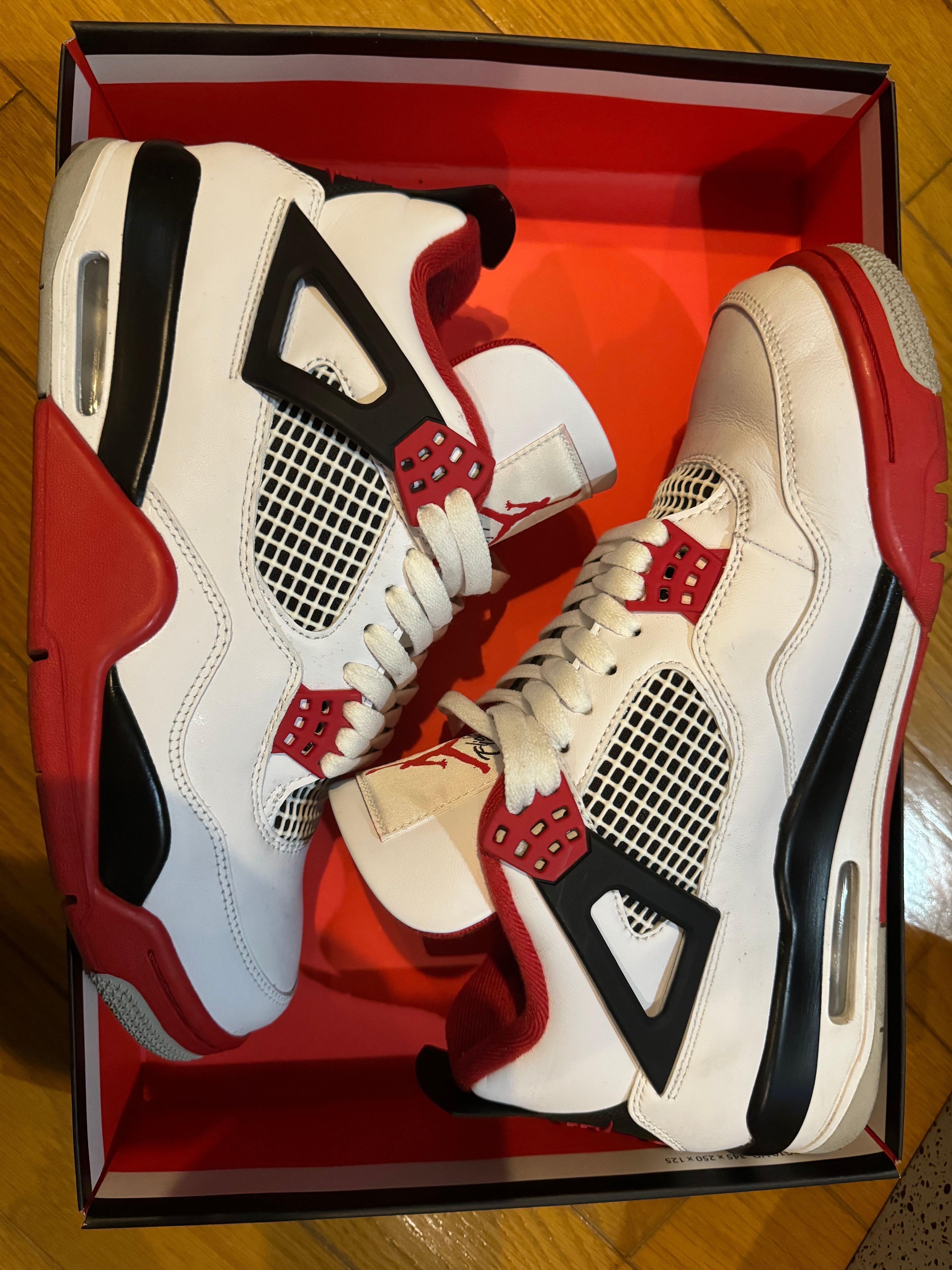 Nike Air Jordan 4 Retro OG "Fire Red" (2020)