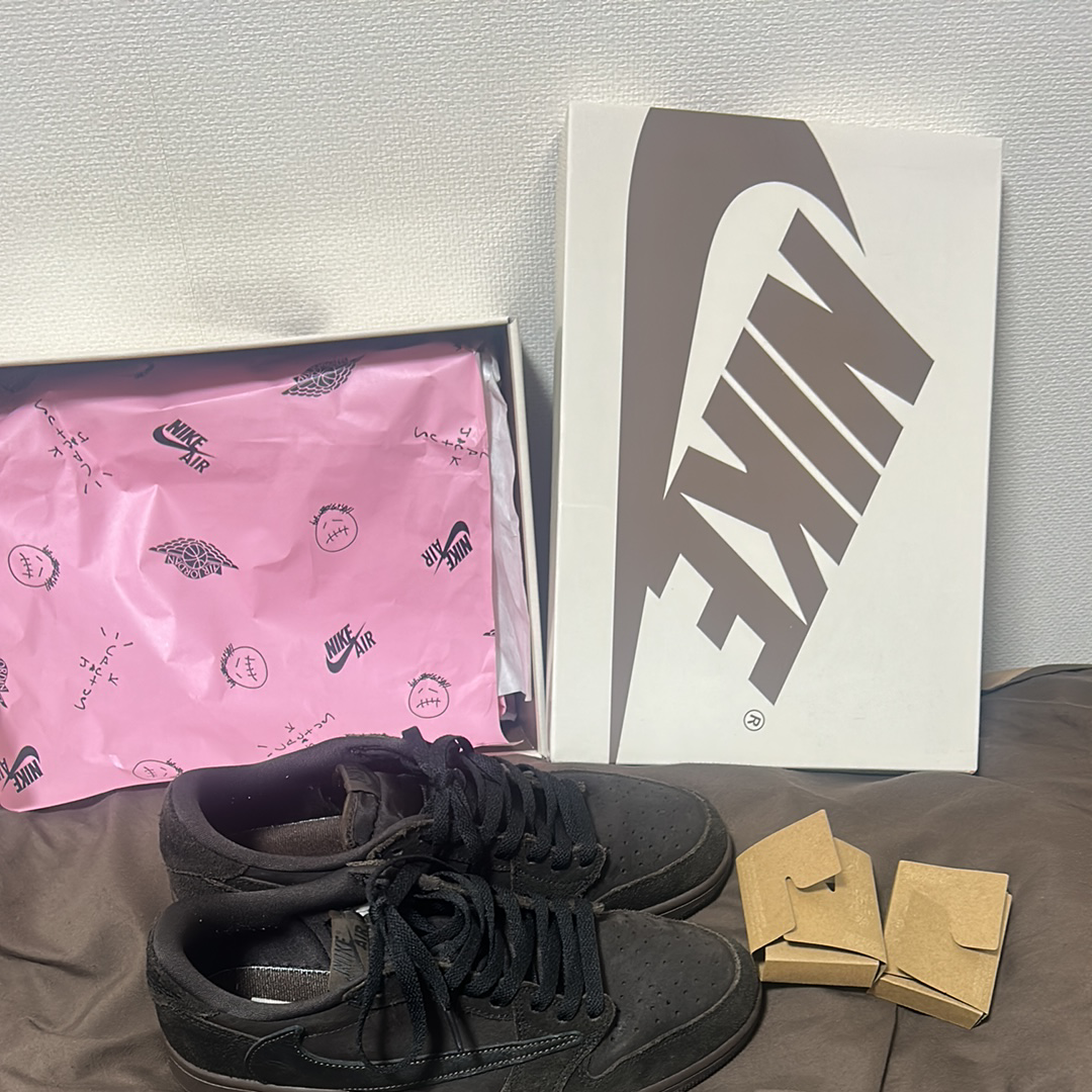Travis Scott × Nike Air Jordan 1 Low OG SP "Velvet Brown and Dark Mocha"