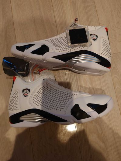 Supreme × Nike Air Jordan 14 Retro "White/University Red"