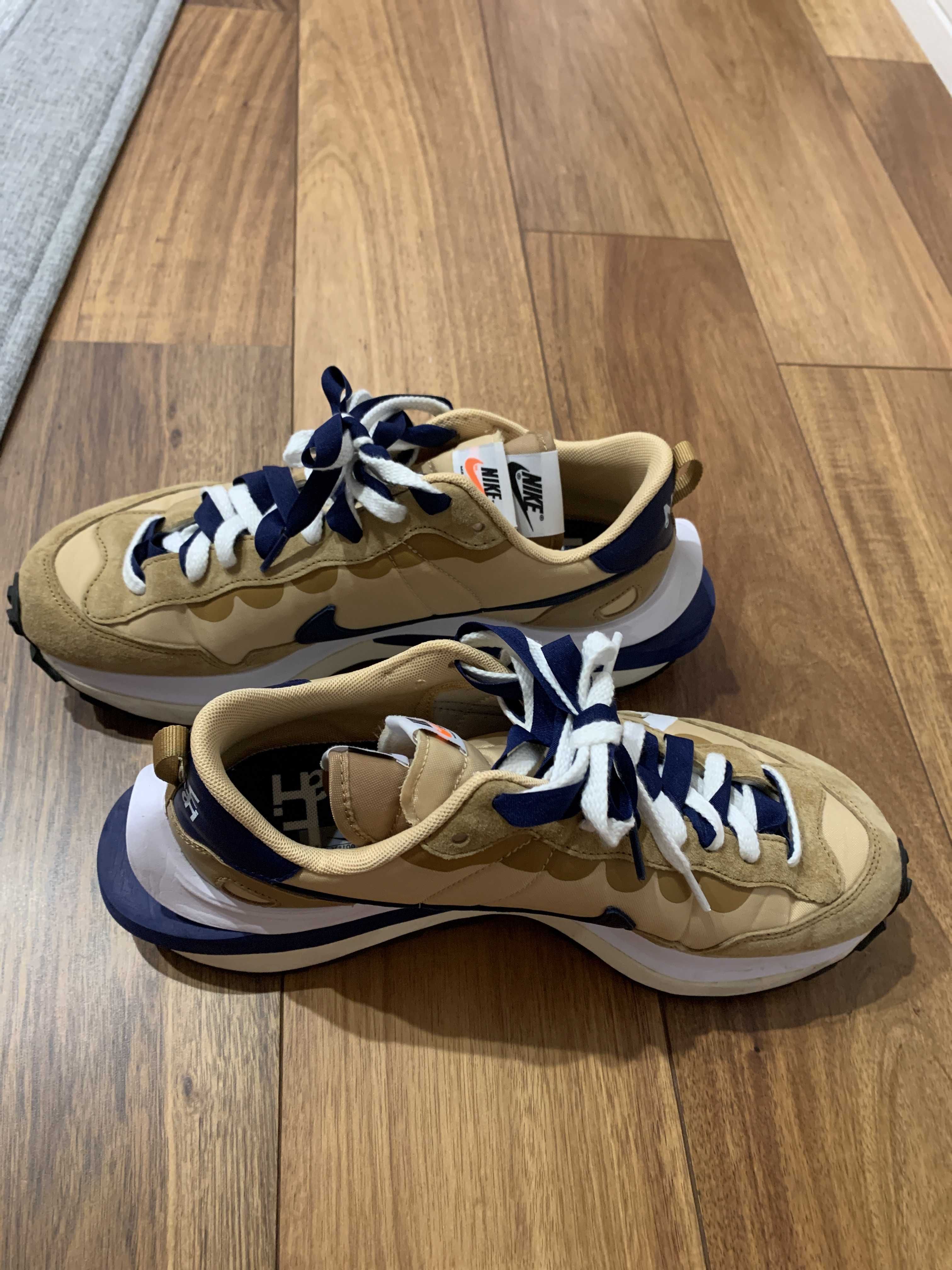 Sacai × Nike Vapor Waffle "Sesame And Blue Void"