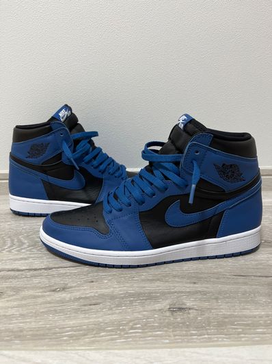 Nike Air Jordan 1 Retro High OG "Dark Marina Blue"