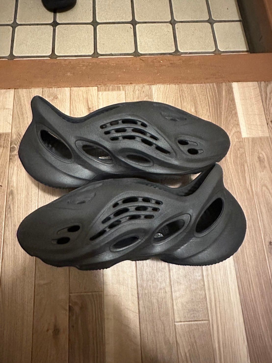 adidas YEEZY Foam Runner "Onyx"