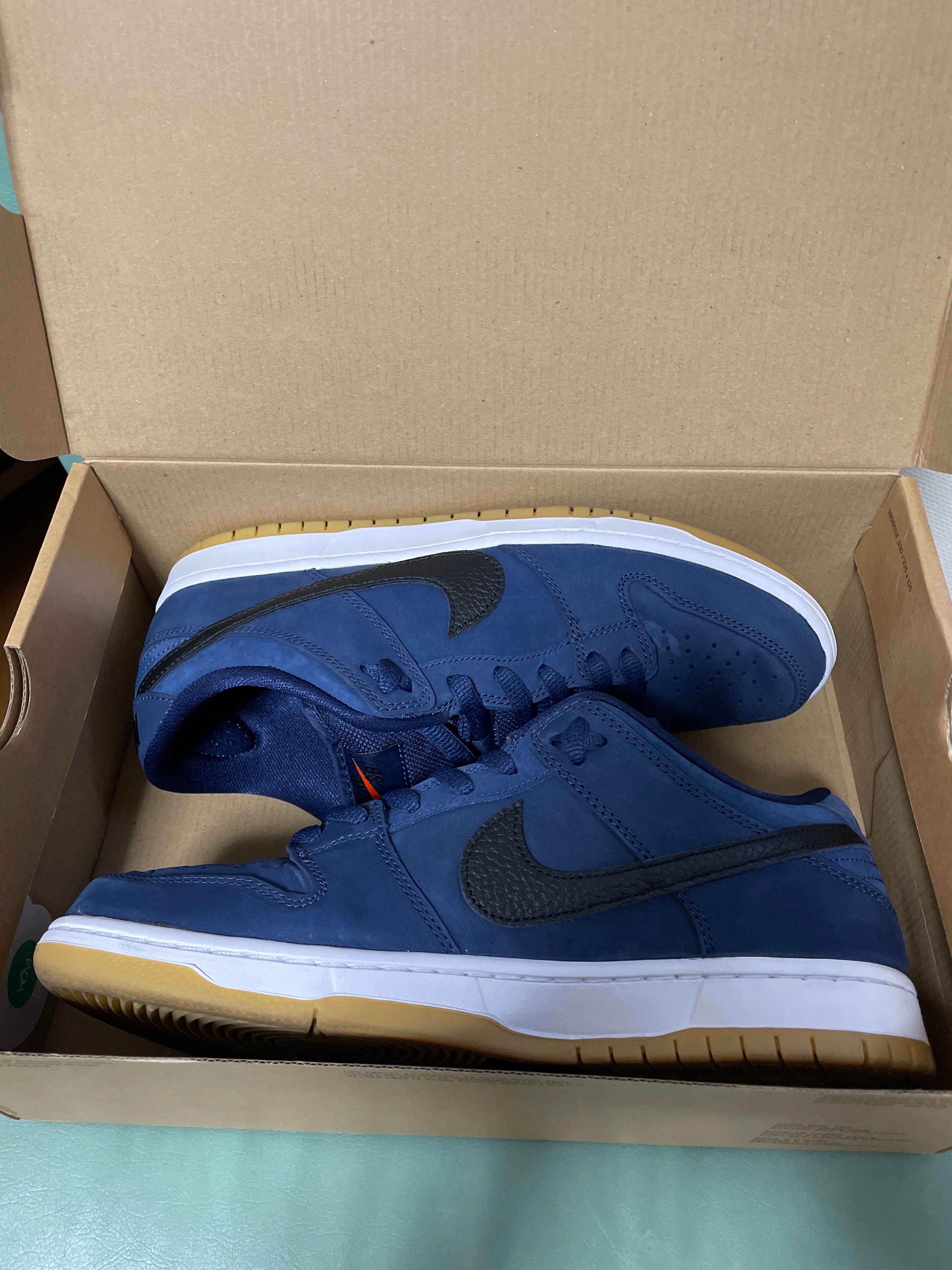 Nike SB Dunk Low Orange Label "Obsidian/Black-Light Gum Brown"