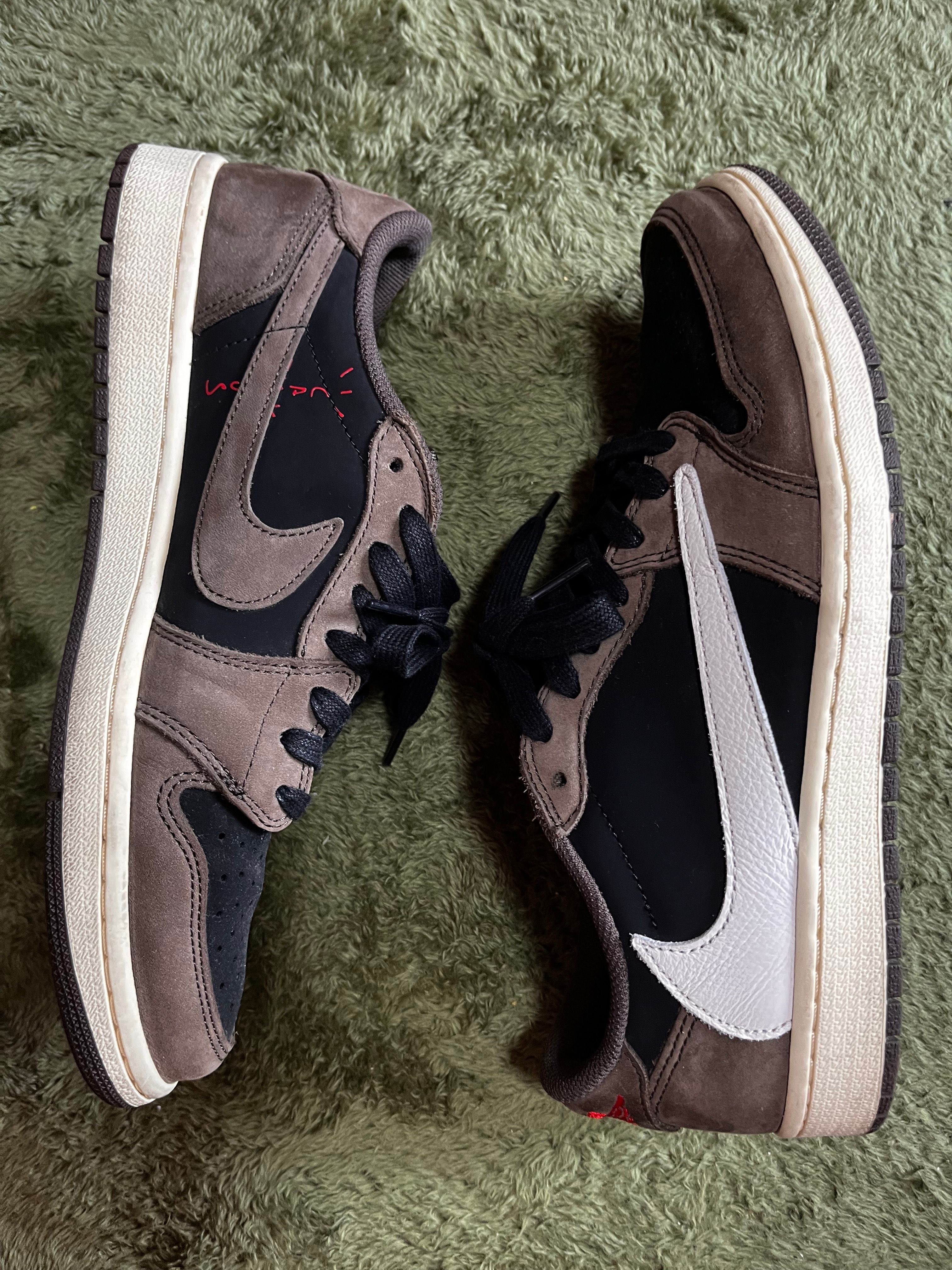 Travis Scott × Nike Air Jordan 1 Low OG SP-T "Black/Dark Mocha"