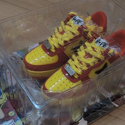 Marvel Comics × A BATHING APE®︎ BAPE STA Low "Iron Man" (2022)