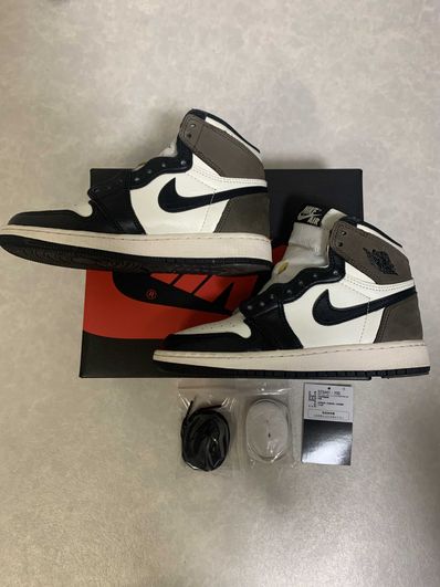 Nike GS Air Jordan 1 High OG "Sail/Dark Mocha/Black"