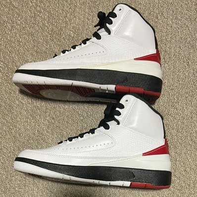 Nike GS Air Jordan 2 Retro OG "Chicago" (2022)