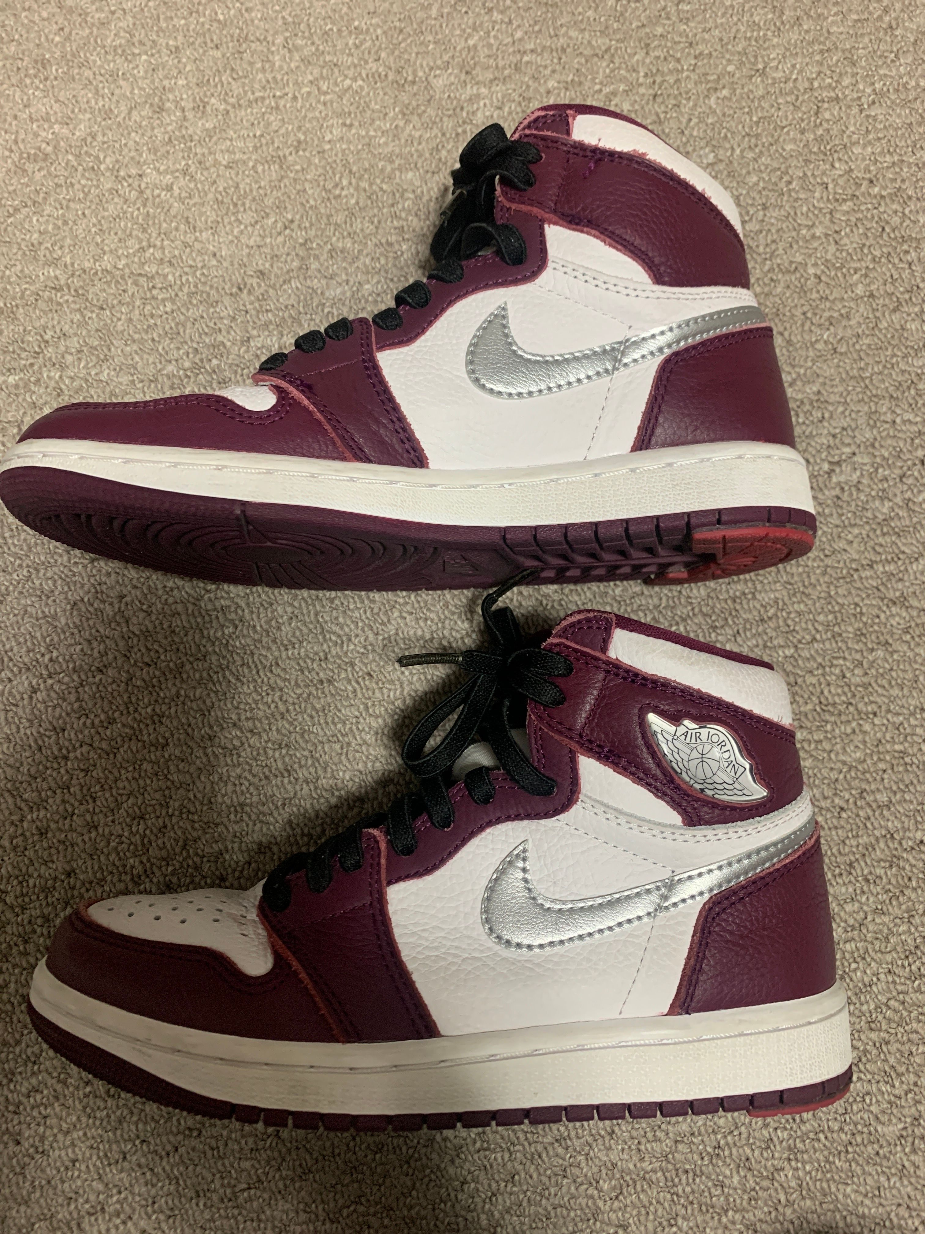 Nike Air Jordan 1 High OG "Bordeaux"