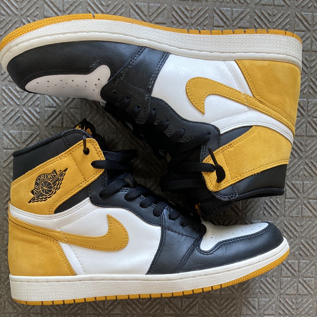 Nike Air Jordan 1 Retro High OG "Black Toe/Yellow Ochre"