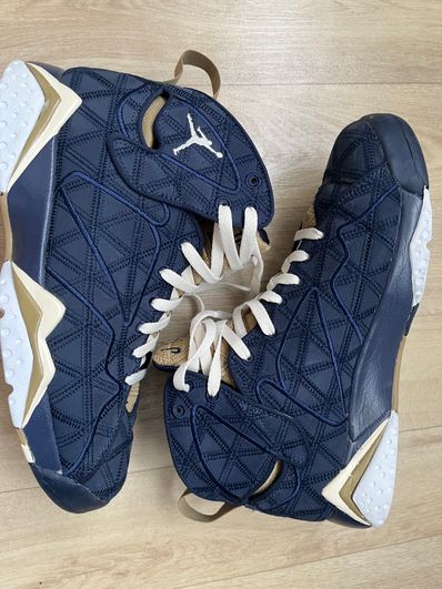 Nike Air Jordan 7 Retro "J2K Obsidian"