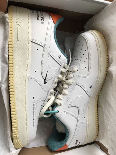 Supreme × Nike Air Force 1 Low "White"