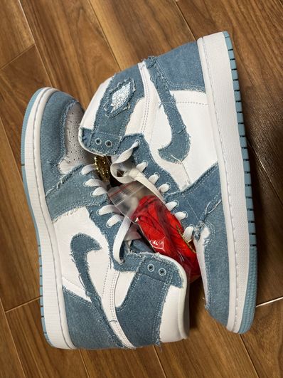 Nike Women's Air Jordan 1 High OG "Denim"