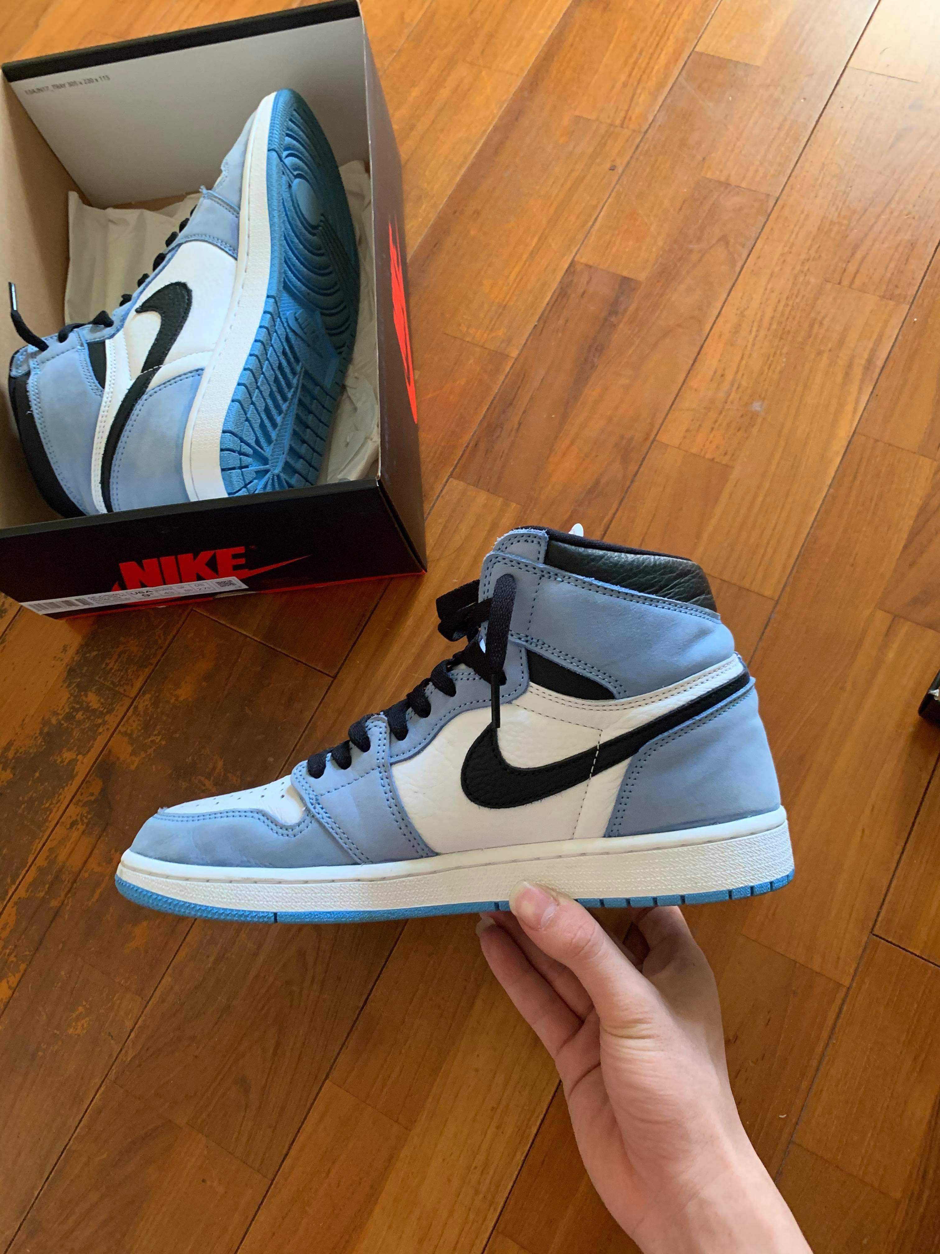 Nike Air Jordan 1 High OG "University Blue"