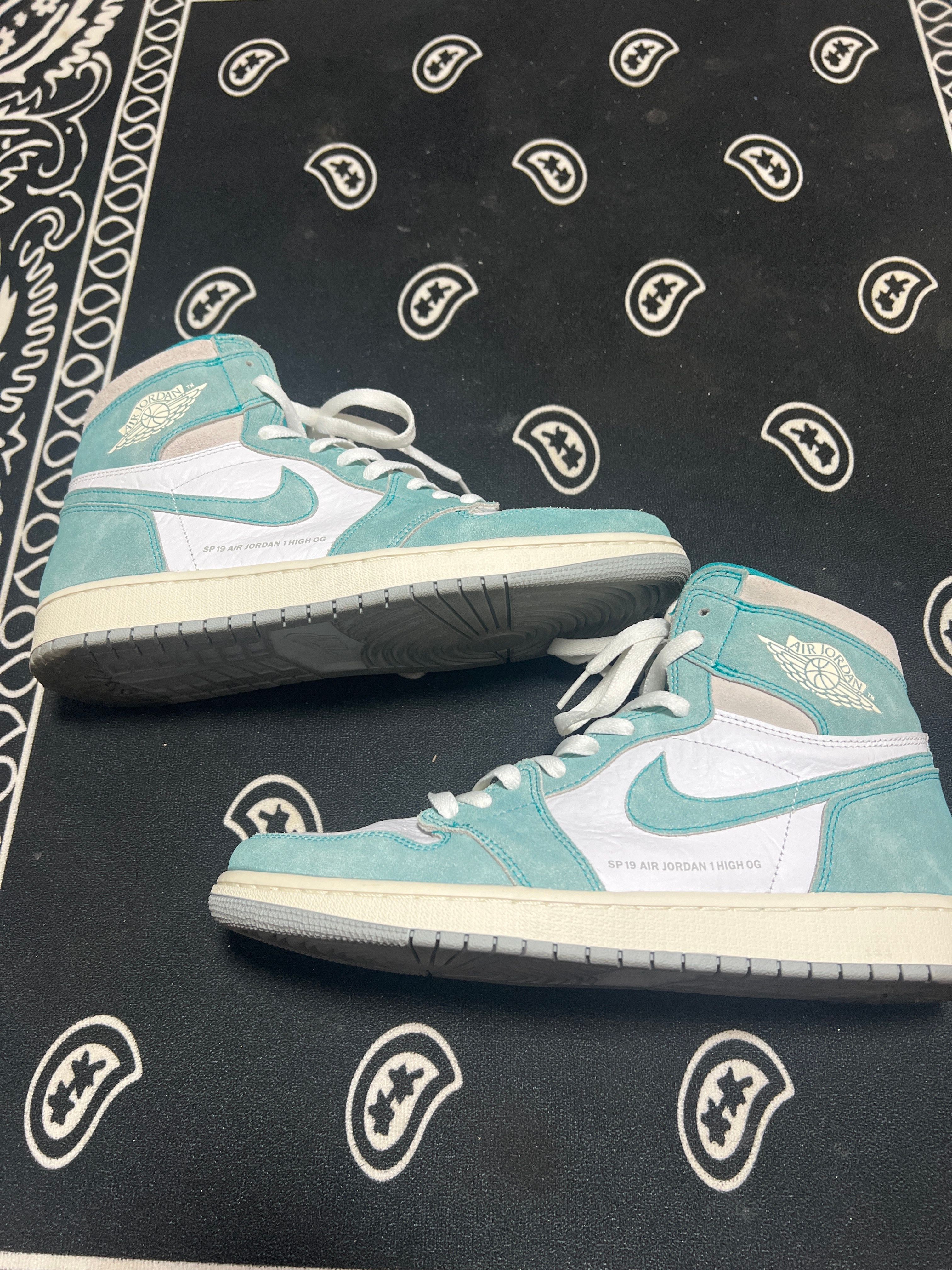 Nike Air Jordan 1 Retro High OG "Turbo Green"