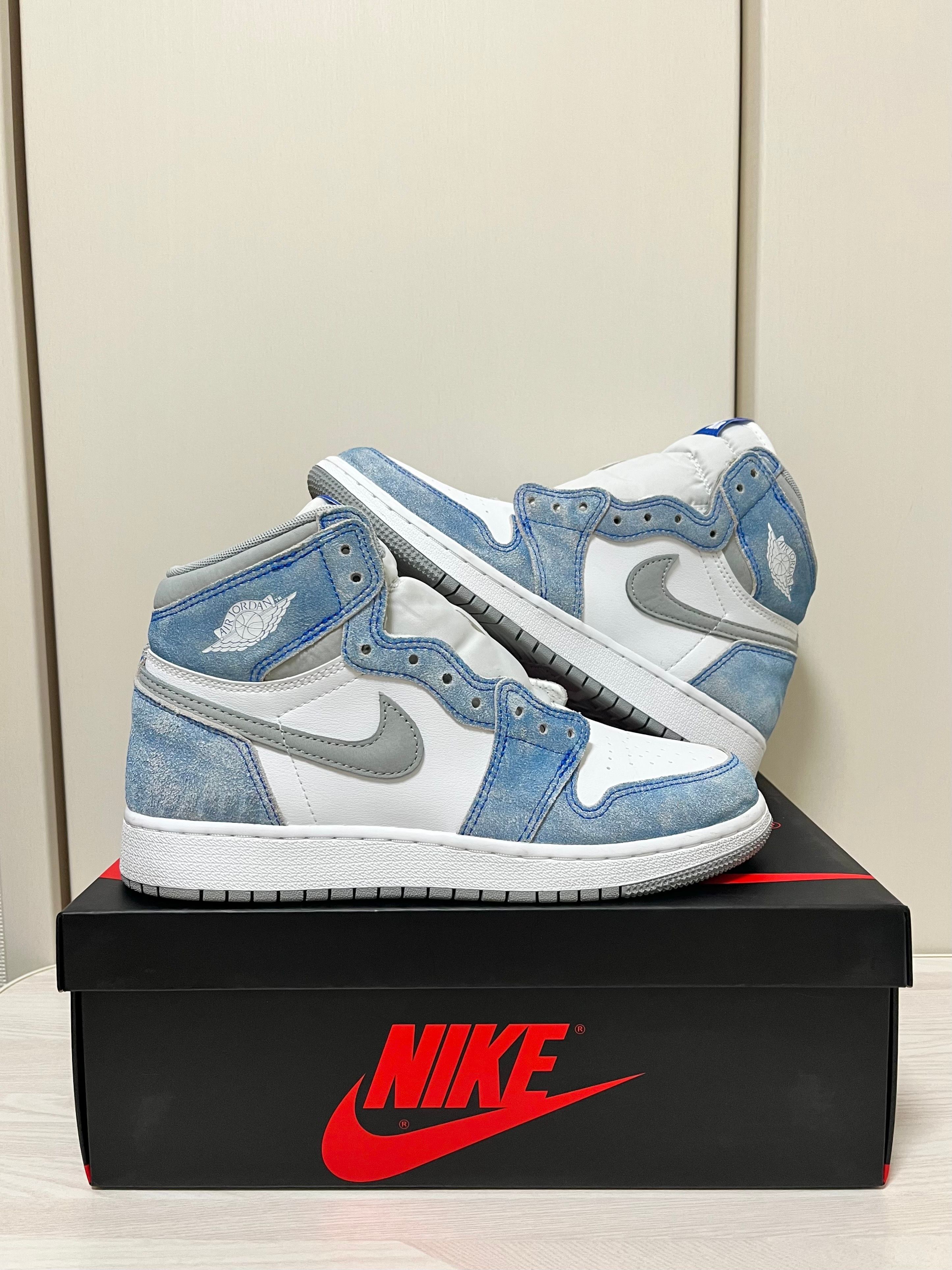 Nike GS Air Jordan 1 High OG "Hyper Royal"