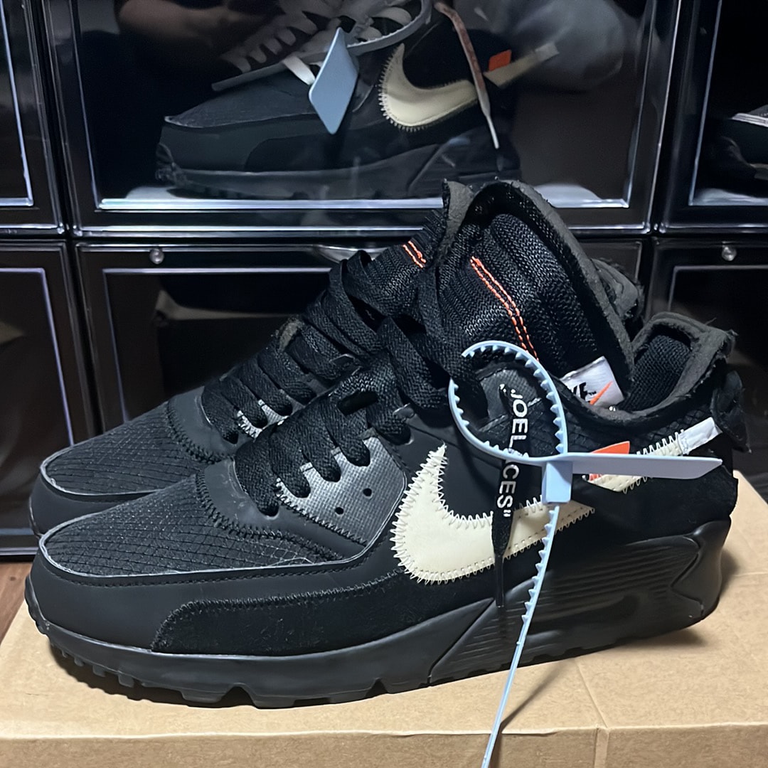 オフホワイト × ナイキ エアマックス90 "ブラック/ブラック-コーン-ホワイト"