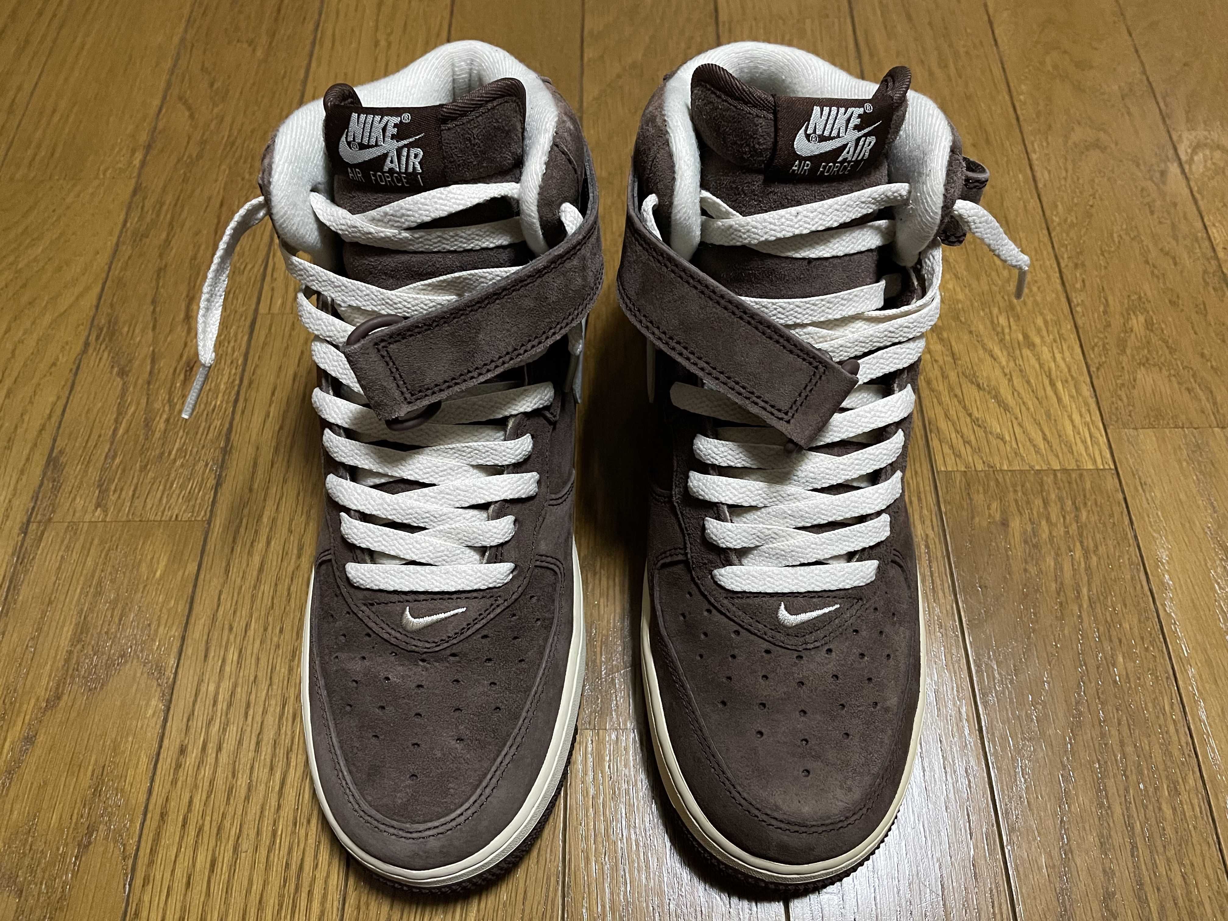 ナイキ エアフォース1 ミッド 