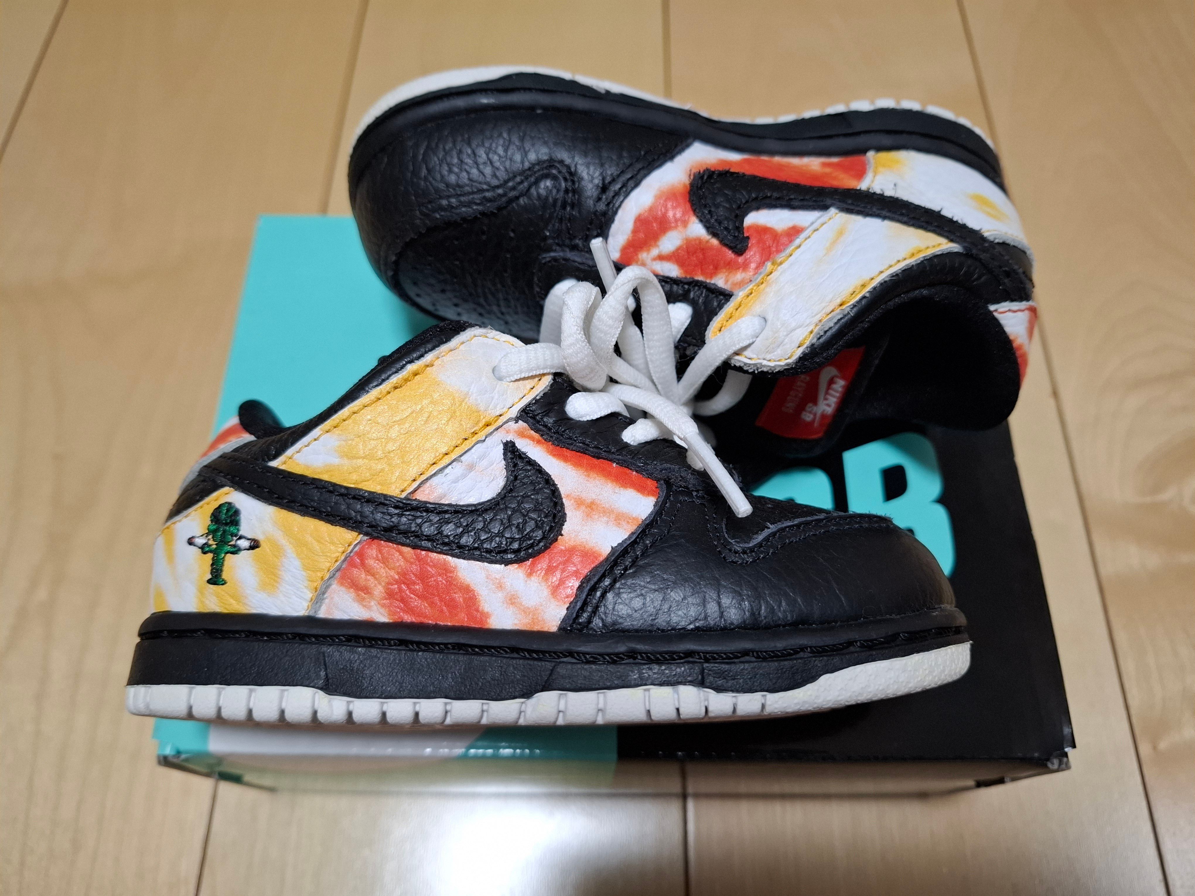 Nike SB TD Dunk Low "Raygun Tie-Dye/Black"
