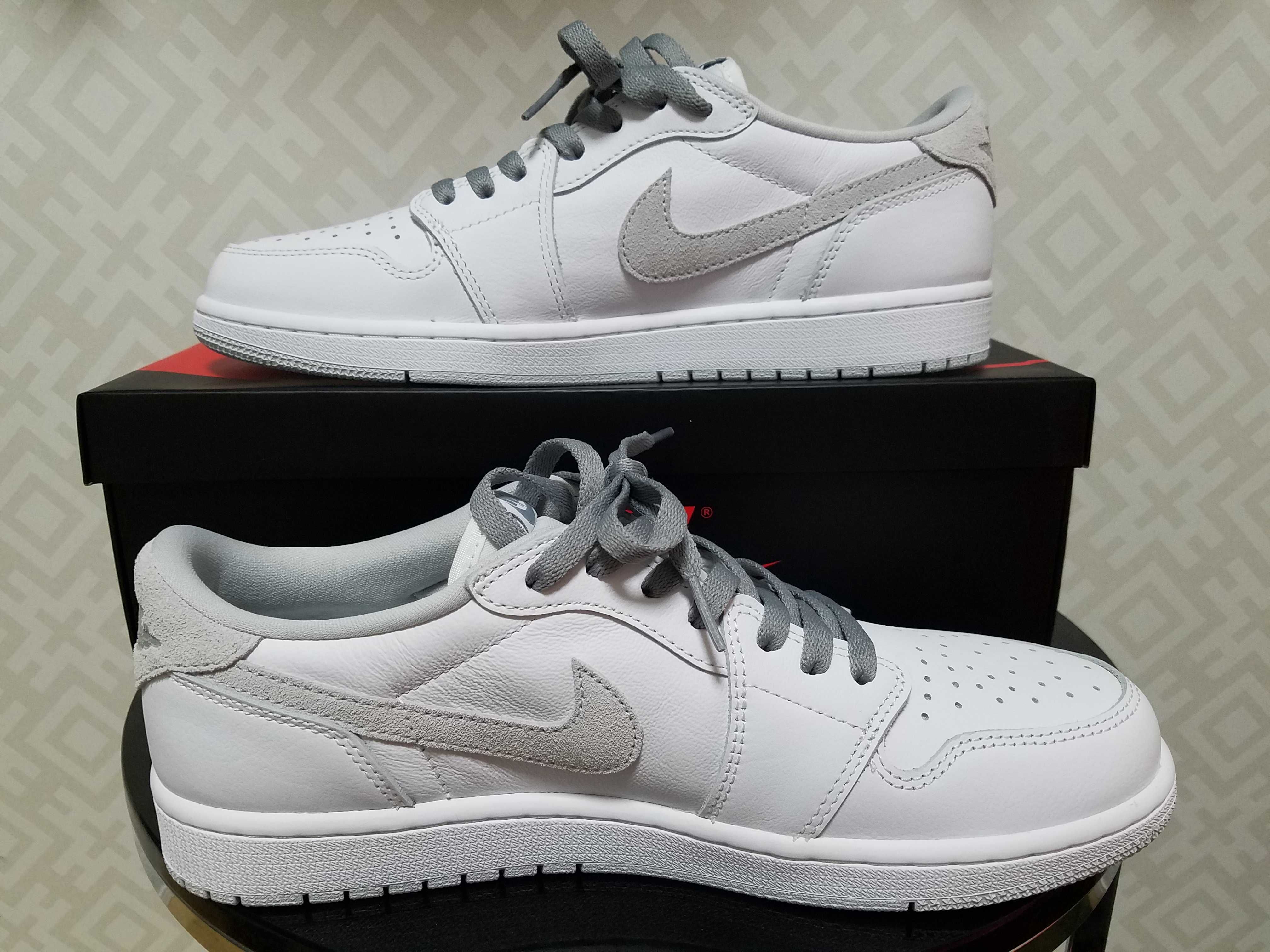 Nike Air Jordan 1 Low OG "Neutral Grey"